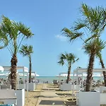 Chic Seaview With Private Terrace Appartamento