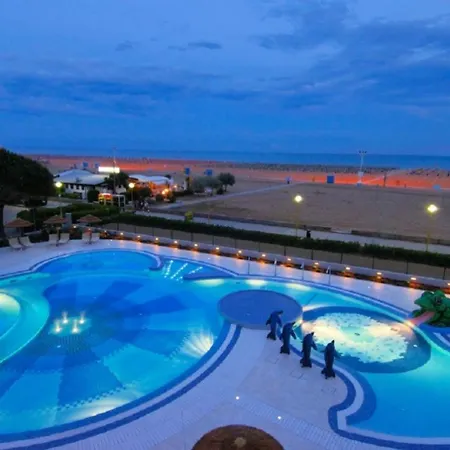 Chic Seaview With Private Terrace Apartment