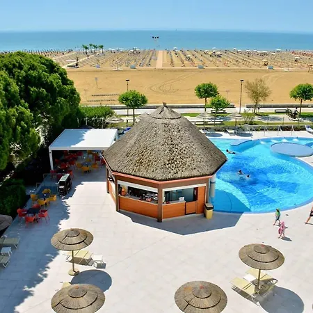 Chic Seaview With Private Terrace Apartment