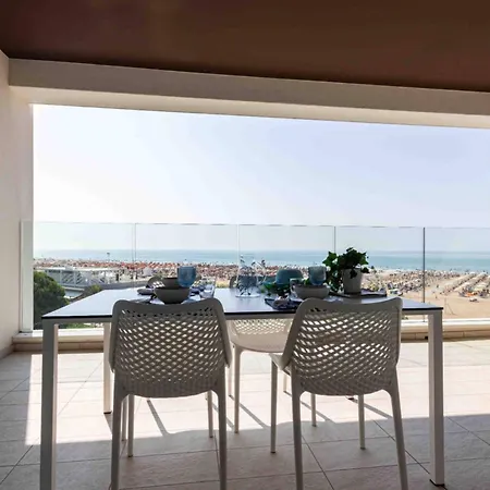 דירה Chic Seaview With Private Terrace ביביונה