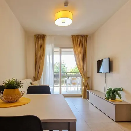 דירה Chic Seaview With Private Terrace *